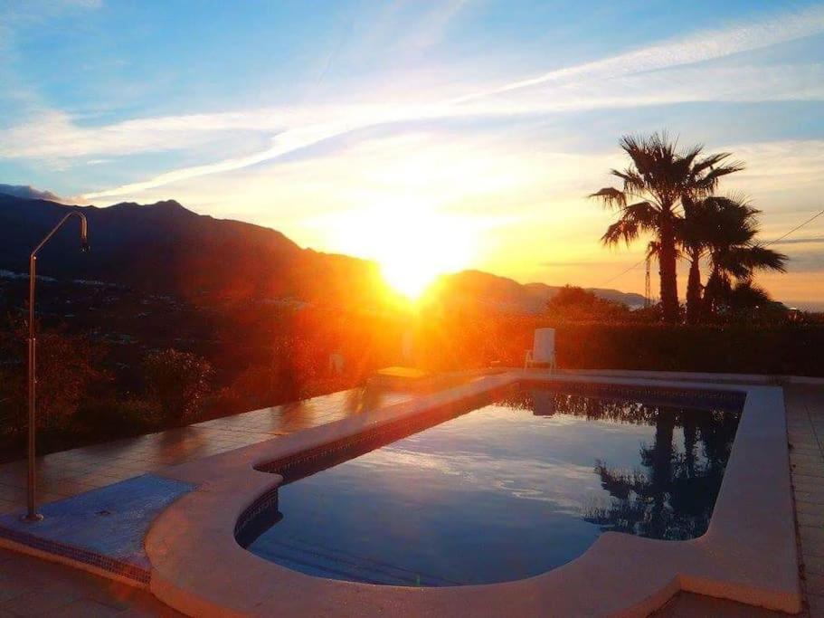 Countryside Private Apartment With Pool & Sea View Torrox Buitenkant foto