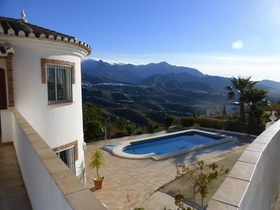 Countryside Private Apartment With Pool & Sea View Torrox Buitenkant foto